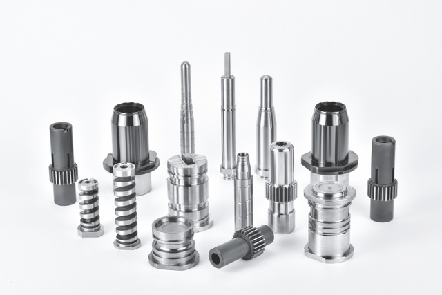 Noyau et cavité de moule de précision