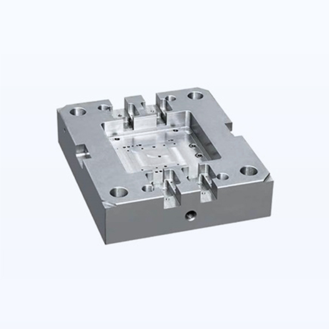 Usinage CNC de haute précision pour les noyaux et cavités de moulage par injection
