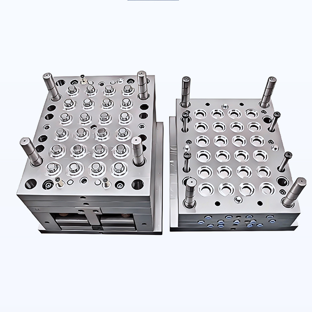 Moule à canaux chauds de haute précision pour capsules de bouteilles en PET | Solution de moulage par injection à cycle rapide